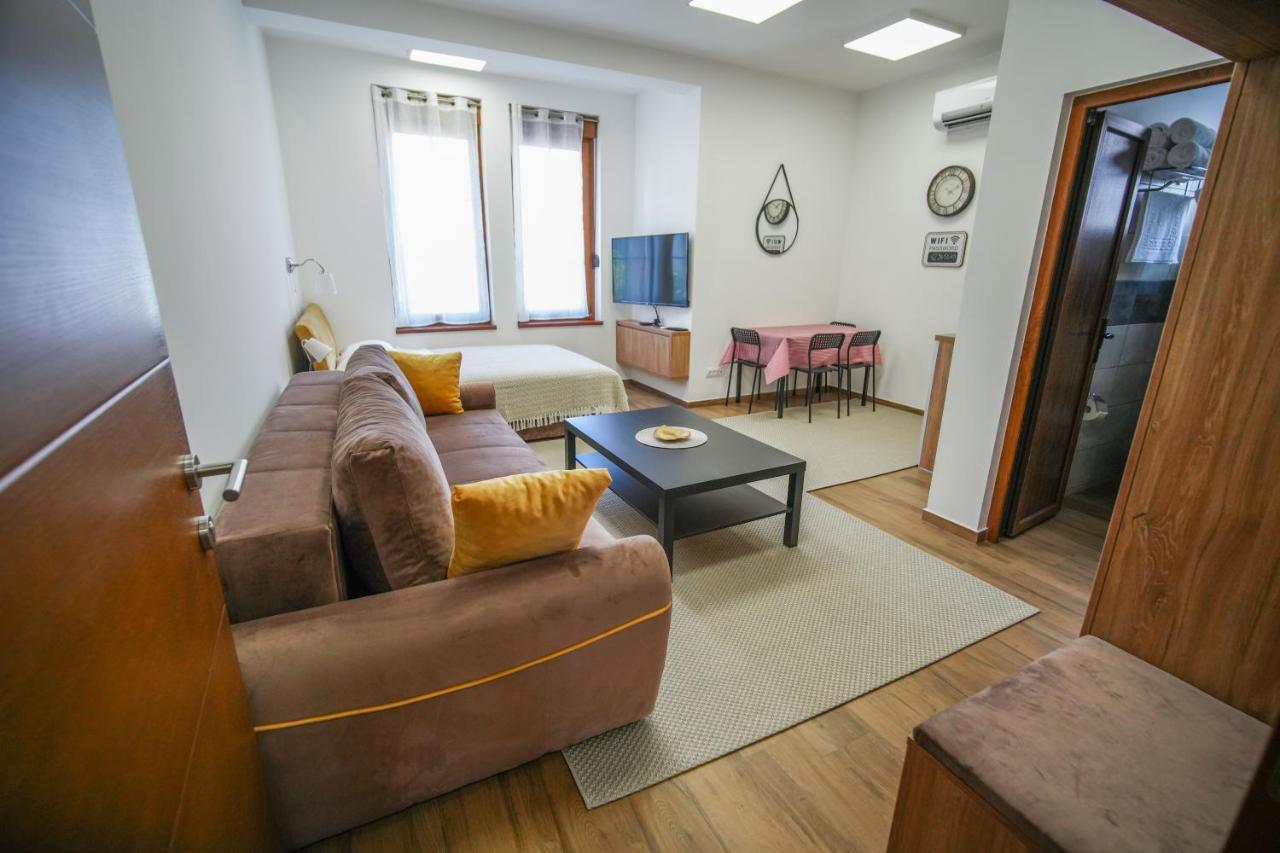 Prenociste Sole Aparthotel Vranje Luaran gambar